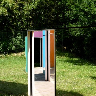 Daniel-Buren-Cabane